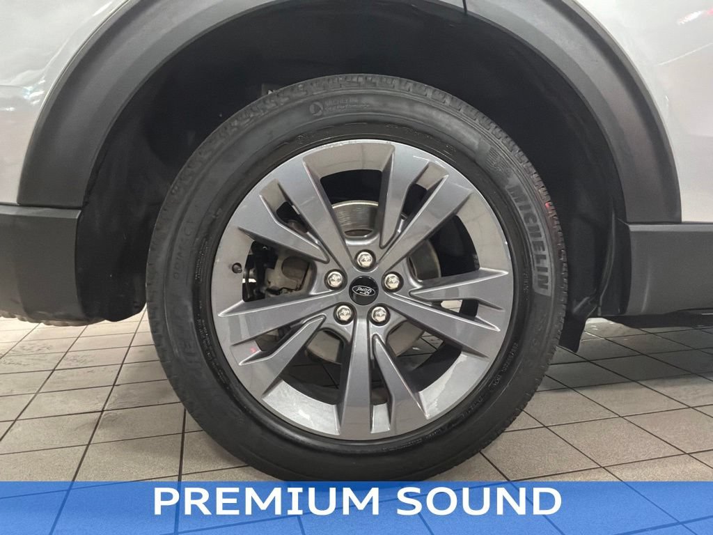 Used 2023 Ford Explorer XLT w/ Equipment Group 202A AWD/4WD image 15