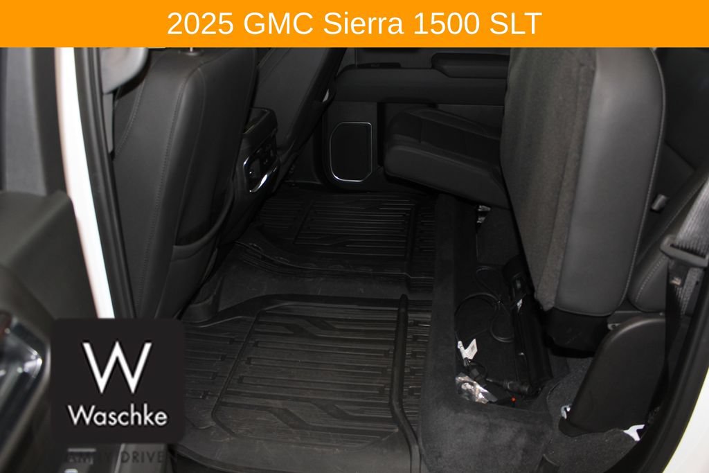 Used 2025 GMC Sierra 1500 SLT w/ SLT Premium Plus Package AWD/4WD image 21