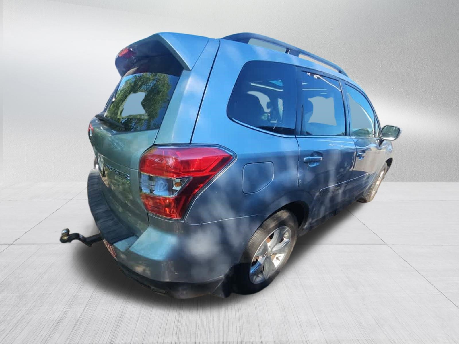 Used 2015 Subaru Forester 2.5i Limited AWD/4WD image 4