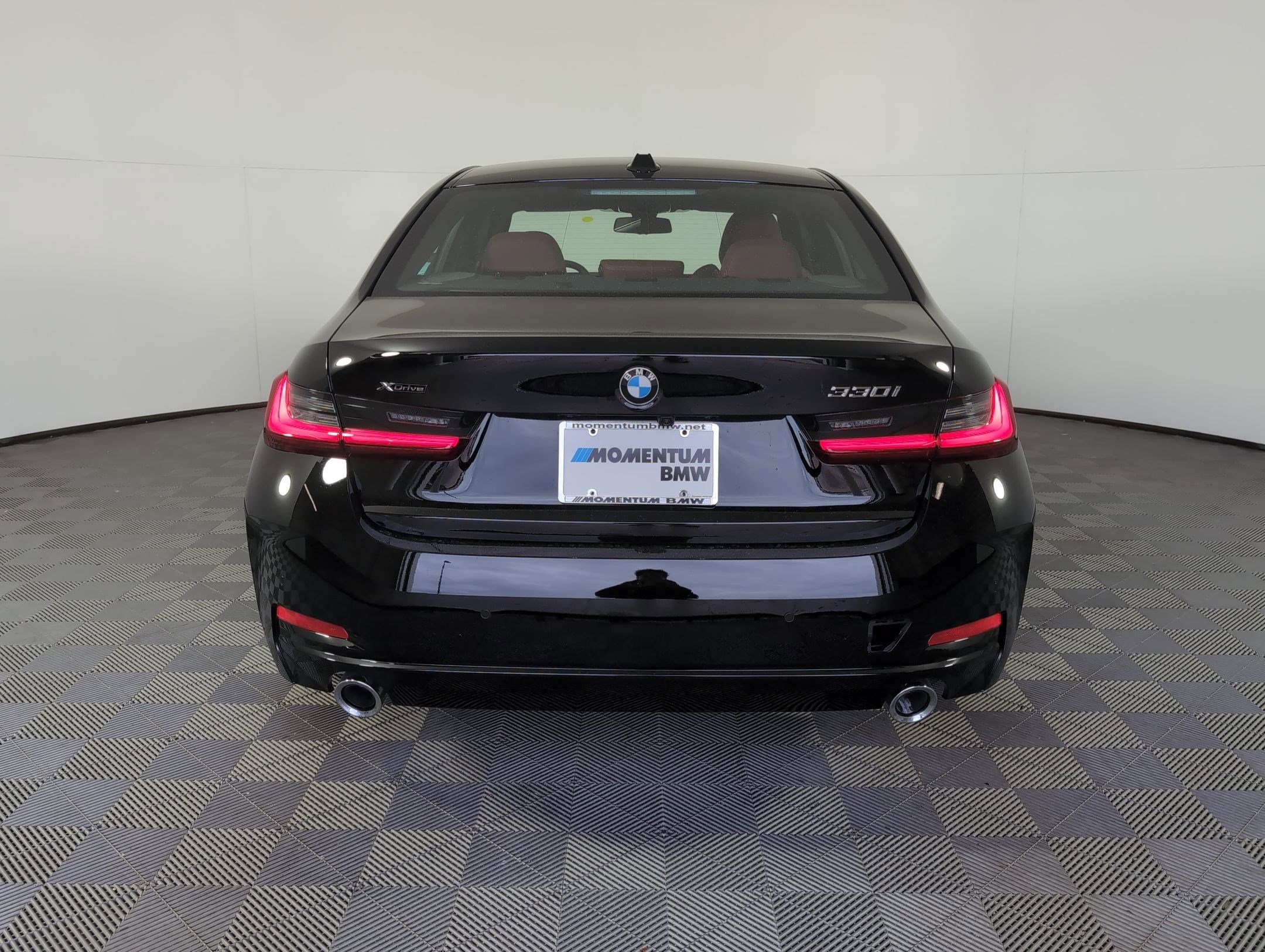 Used 2026 BMW 330i xDrive Sedan w/ Premium Package image 8