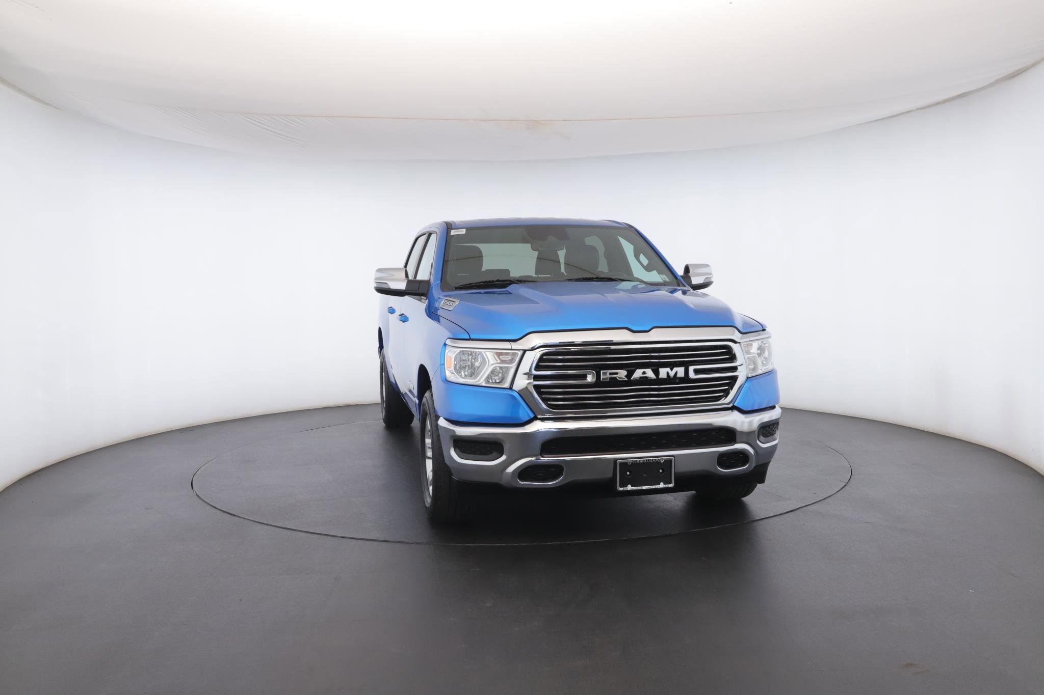 Used 2024 RAM 1500 Laramie AWD/4WD image 36