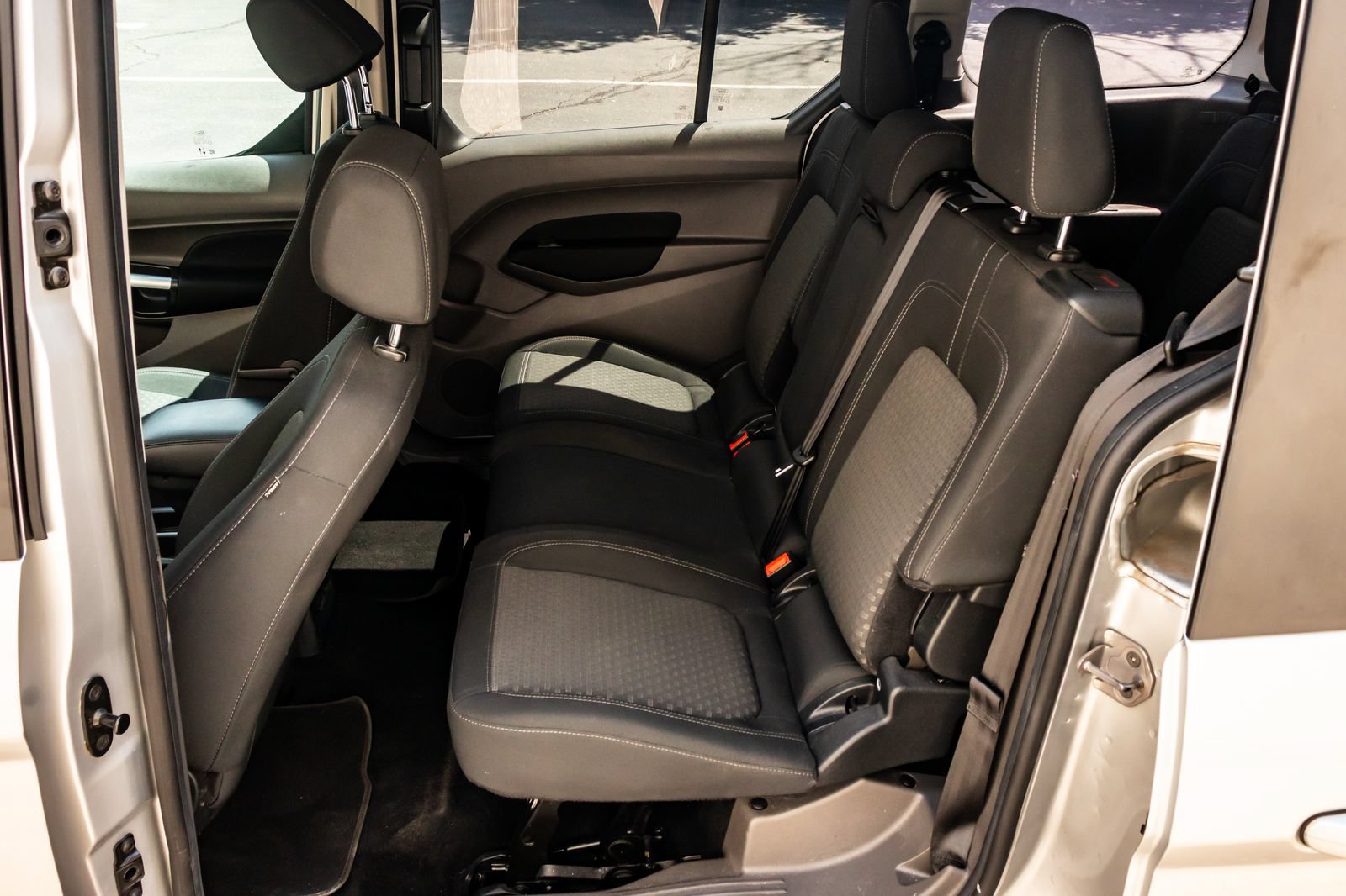 Used 2021 Ford Transit Connect XLT FWD image 14