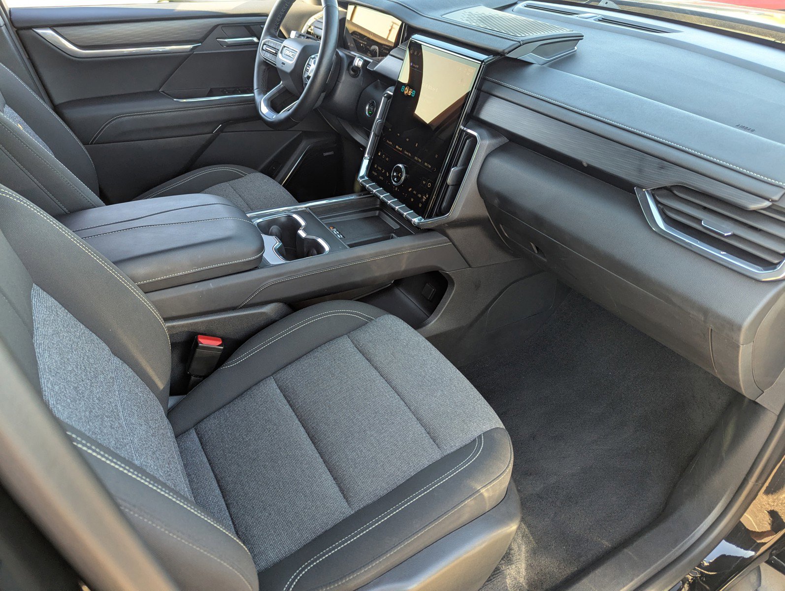 Certified 2025 GMC Acadia Elevation image 14