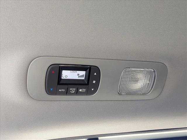 Used 2023 Honda Odyssey Touring image 16