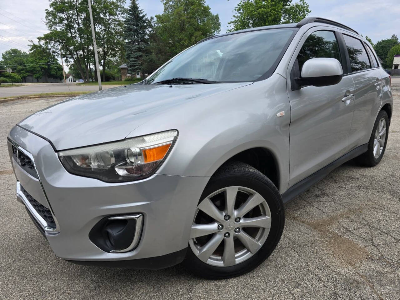 Used 2013 Mitsubishi Outlander Sport SE AWD/4WD image 1