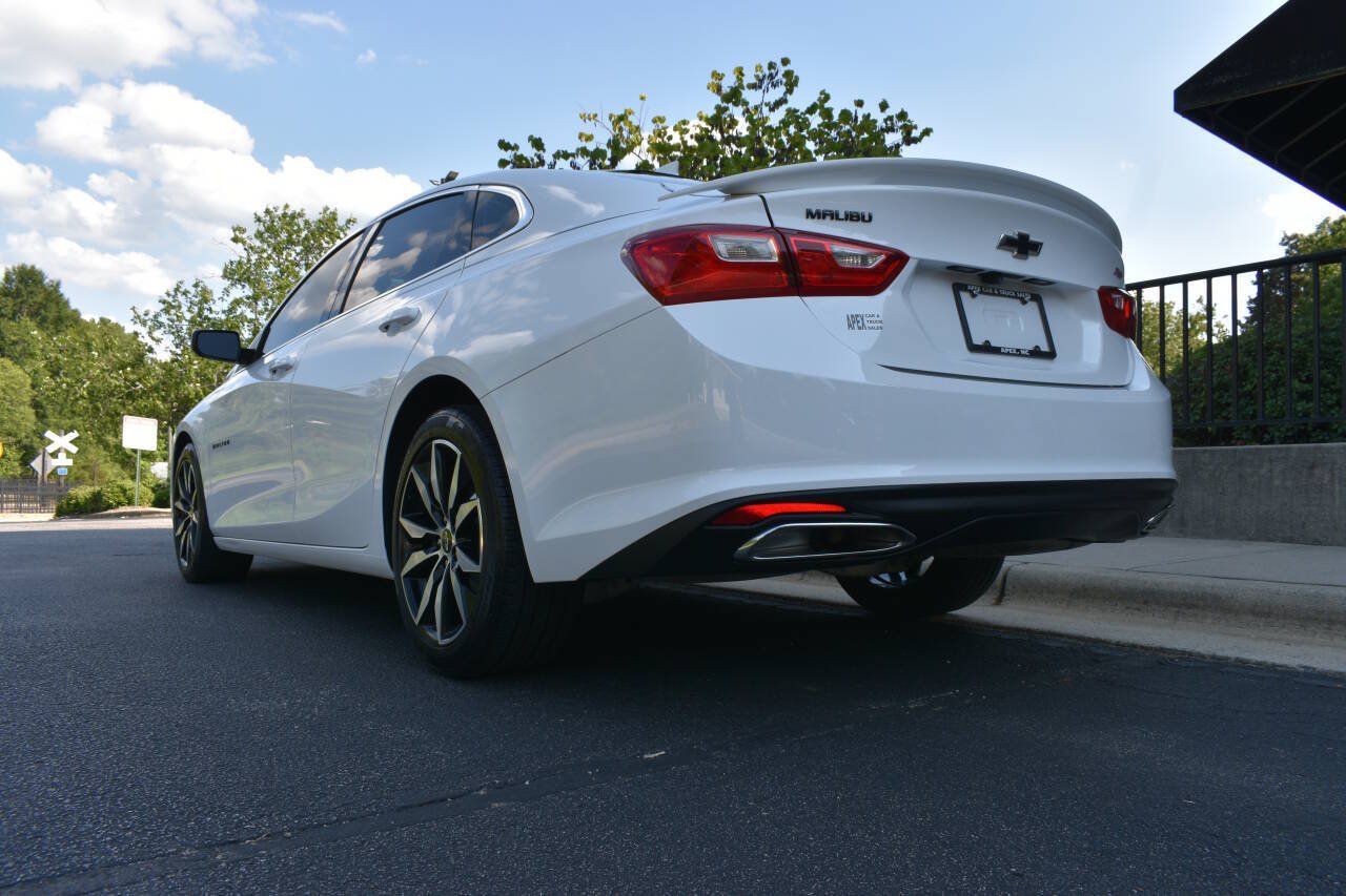 Used 2023 Chevrolet Malibu RS FWD image 31