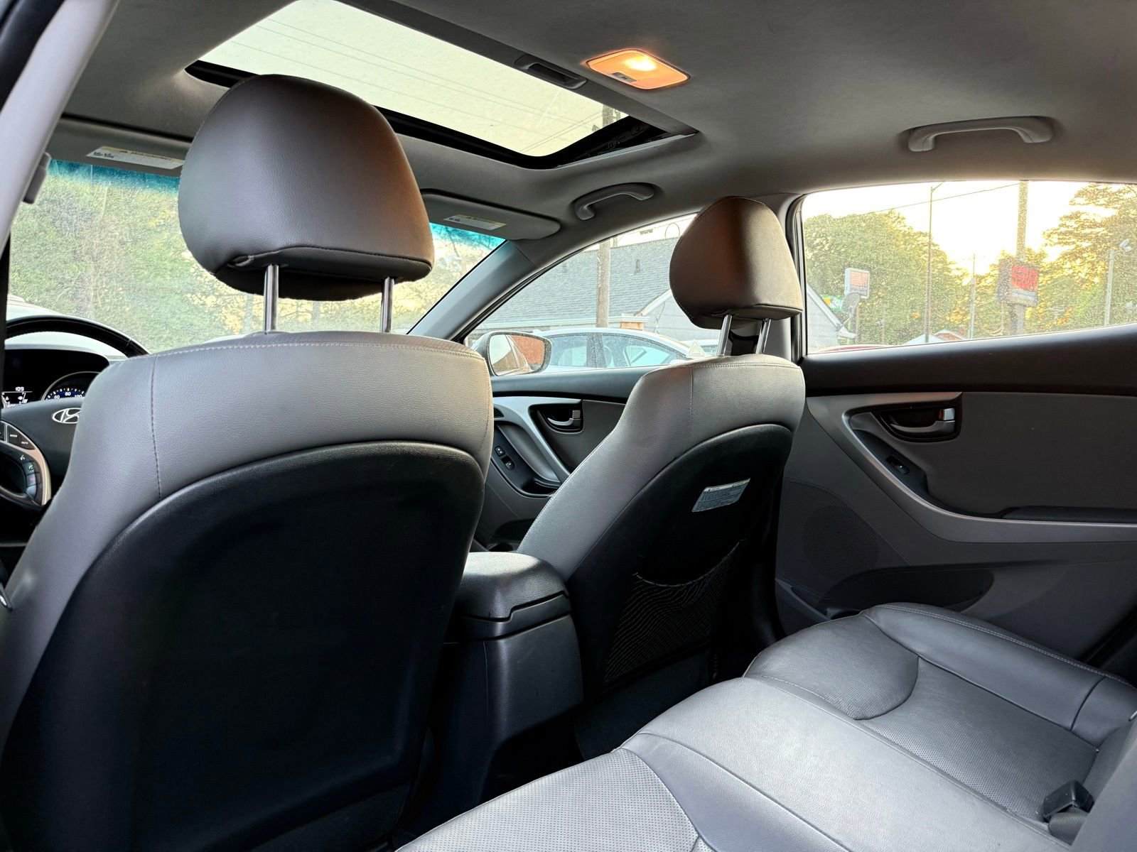 Used 2015 Hyundai Elantra Sport FWD image 16