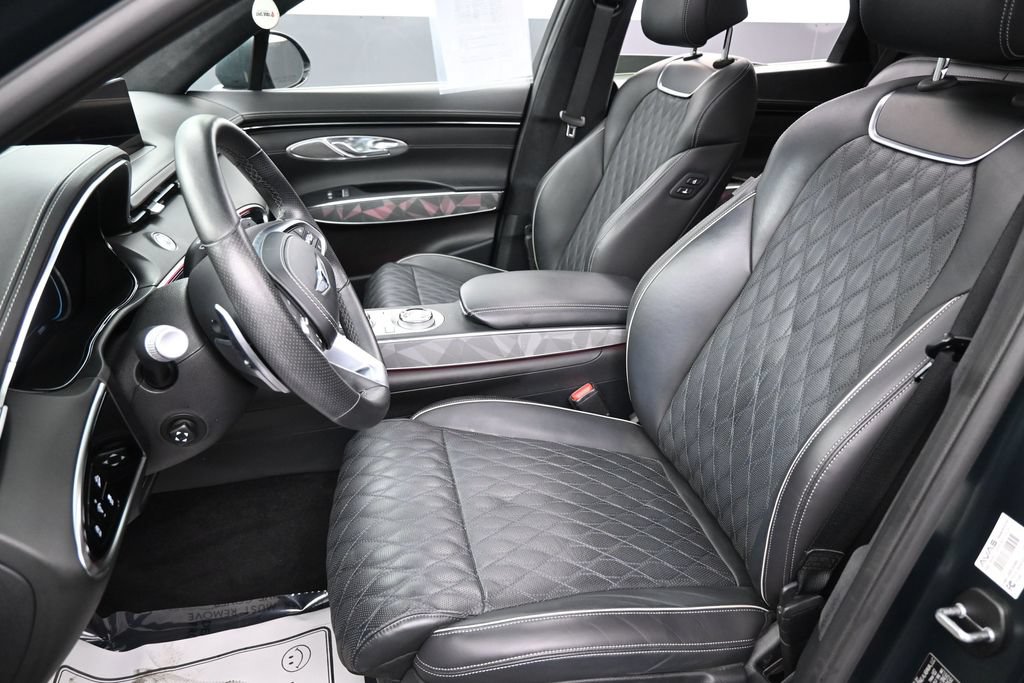 Used 2024 Genesis GV70 3.5T Sport w/ Sport Advanced Package AWD/4WD image 25