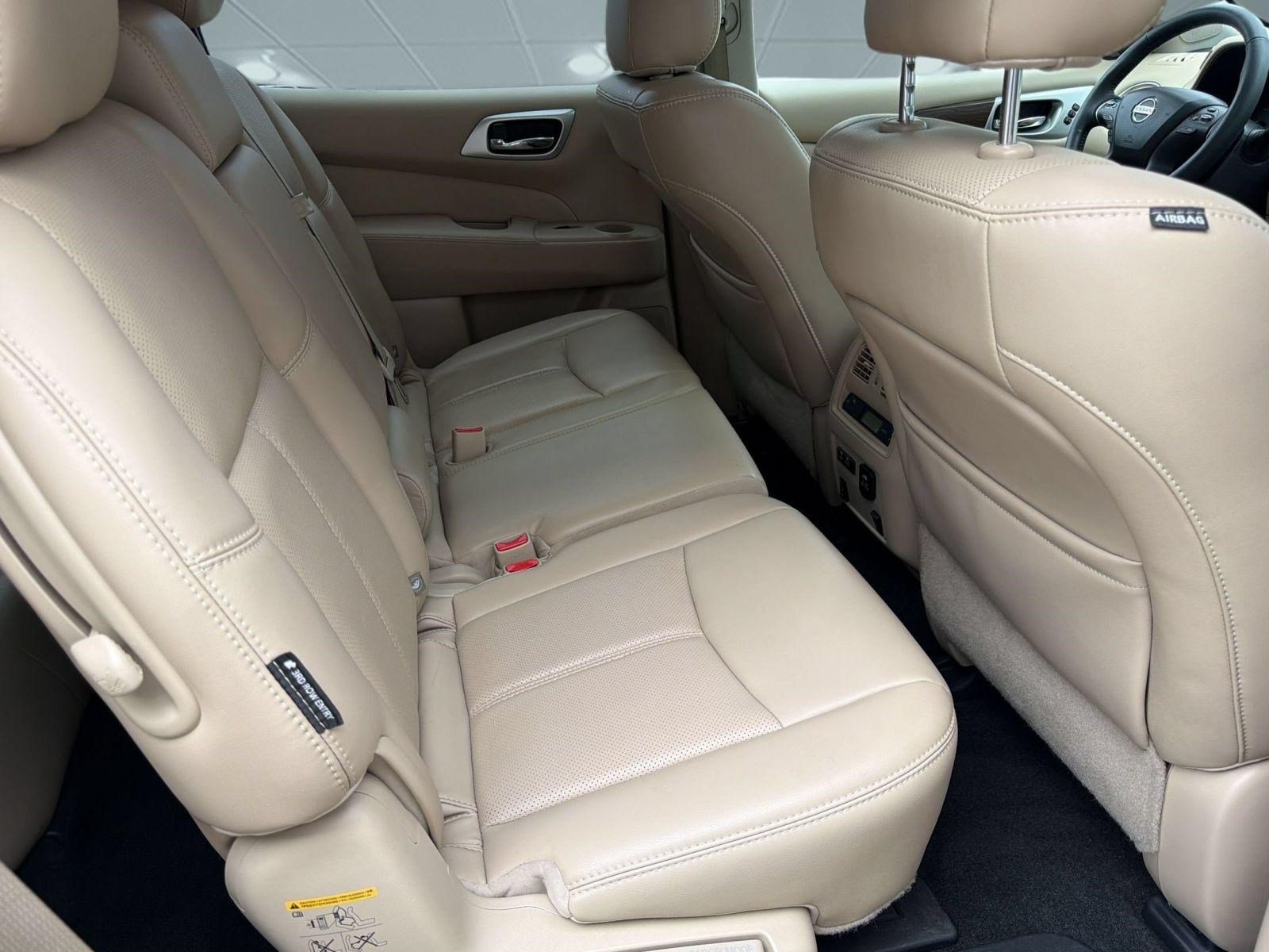 Used 2019 Nissan Pathfinder Platinum w/ Cargo Package FWD image 29