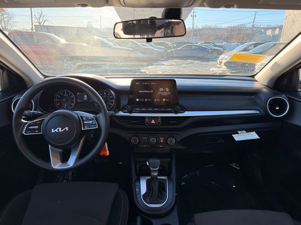 Used 2023 Kia Forte LXS image 18