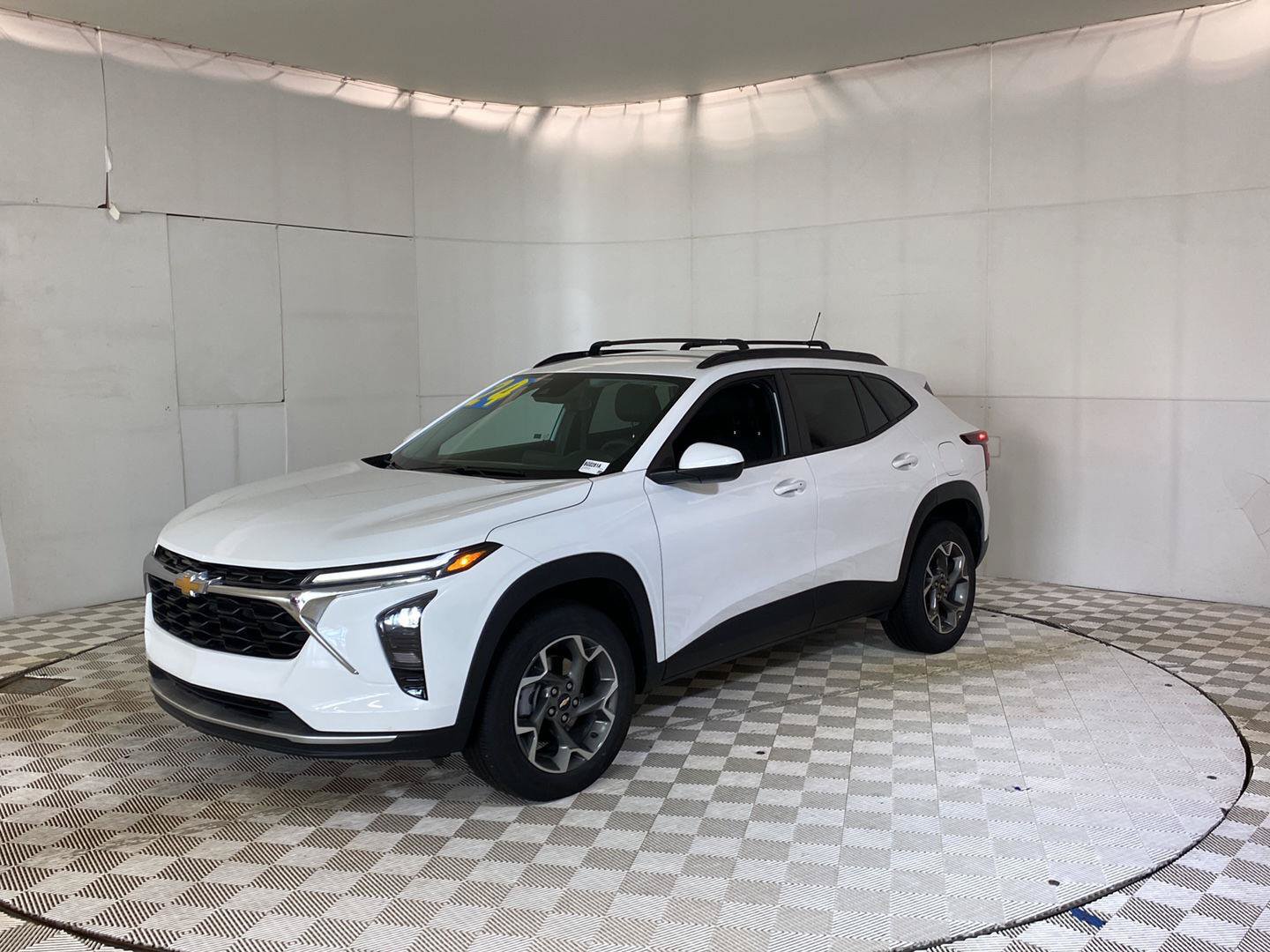 Certified 2024 Chevrolet Trax LT w/ Driver Confidence Package FWD image 6