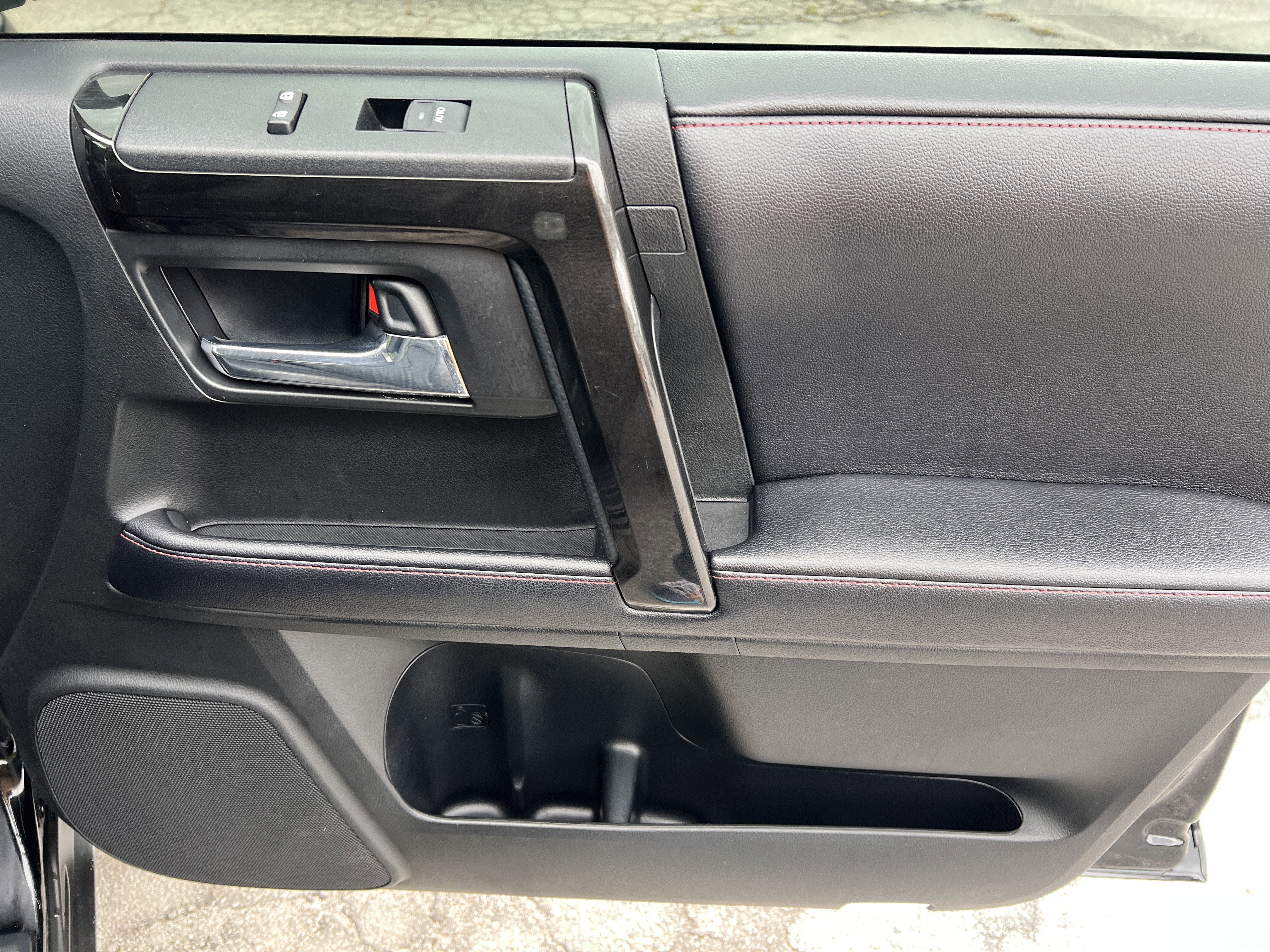 Used 2019 Toyota 4Runner 4WD image 17