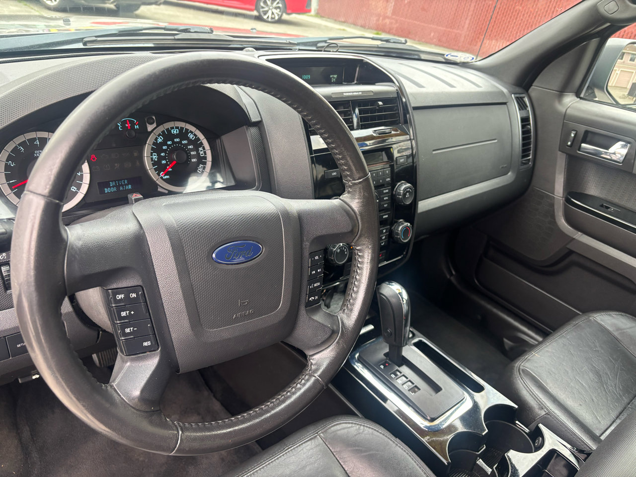 Used 2012 Ford Escape Limited image 5