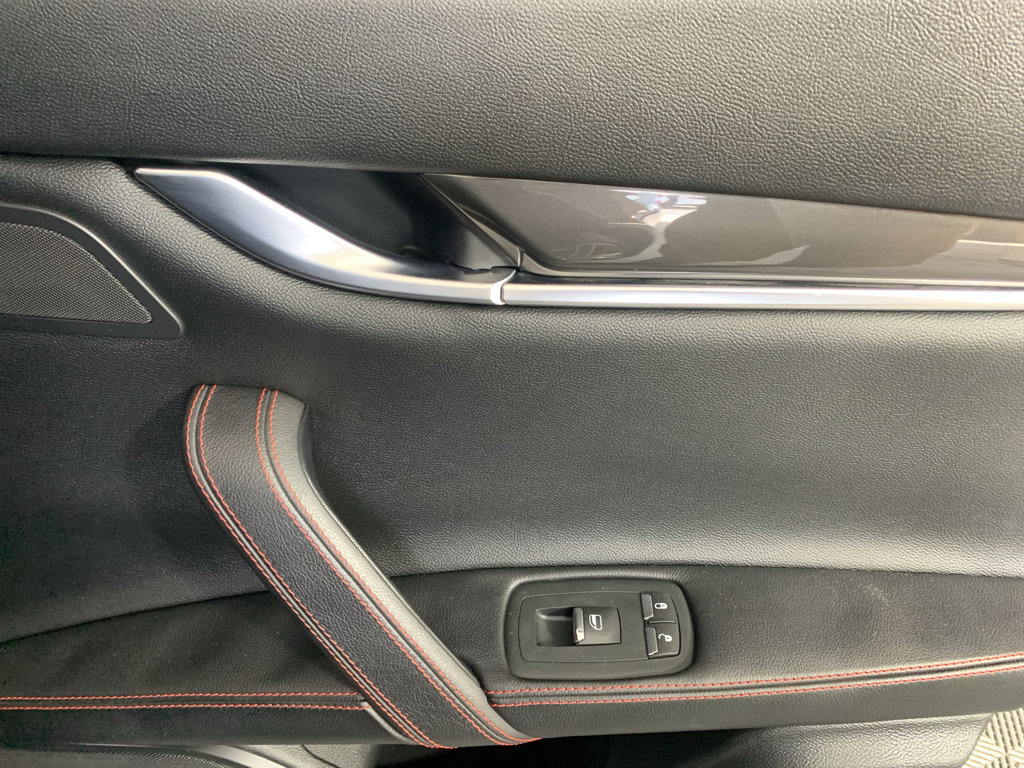Used 2017 Maserati Ghibli S image 38