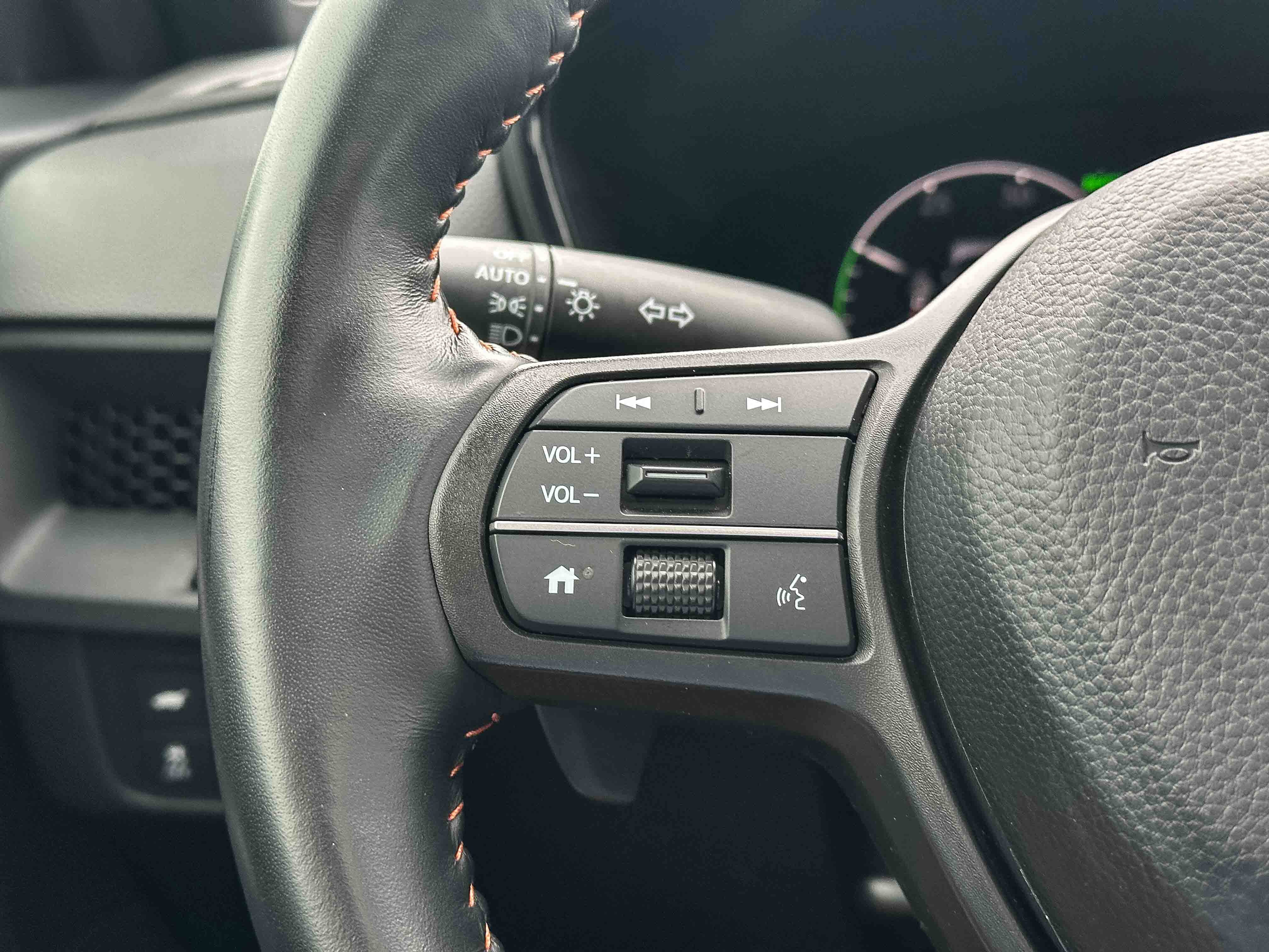 Certified 2025 Honda CR-V Sport-L image 30