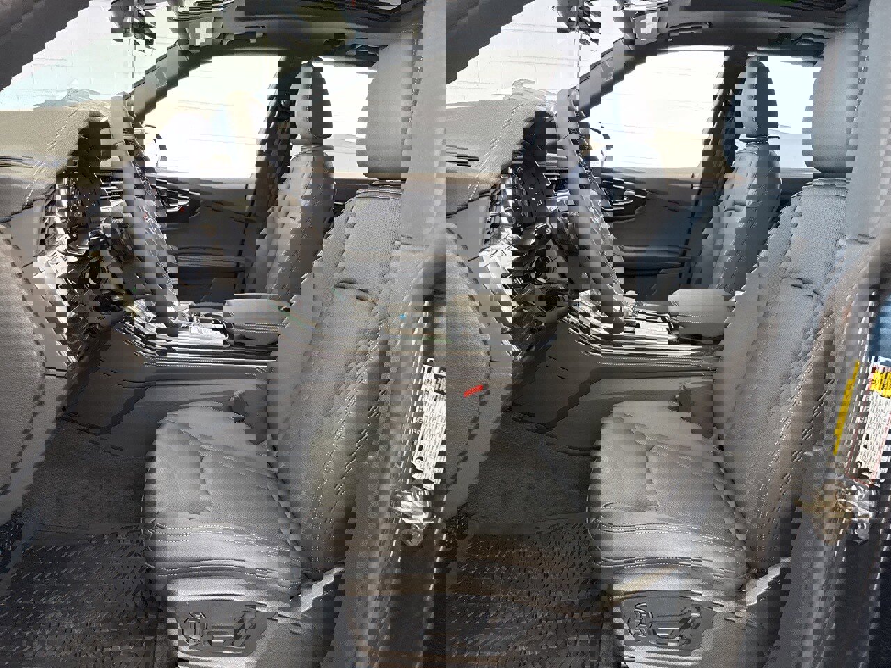 New 2025 Audi Q8 Premium Plus image 14