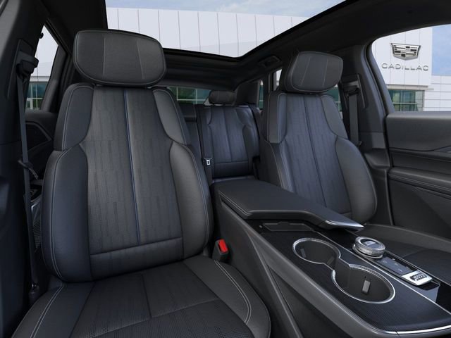 New 2025 Cadillac Lyriq Luxury image 16