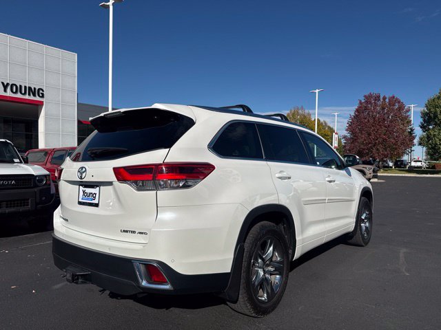 Used 2019 Toyota Highlander Limited AWD/4WD image 4