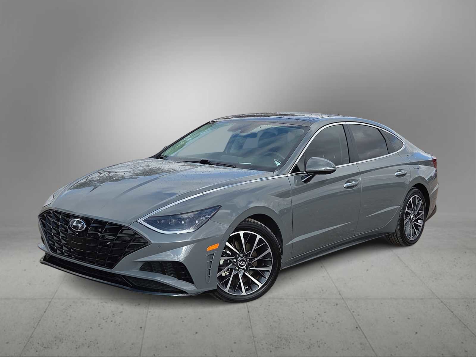 Used 2021 Hyundai Sonata Limited w/ Preferred Accessory Package image 1