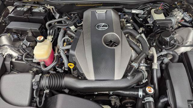 Used 2017 Lexus RC 200t F Sport RWD image 27