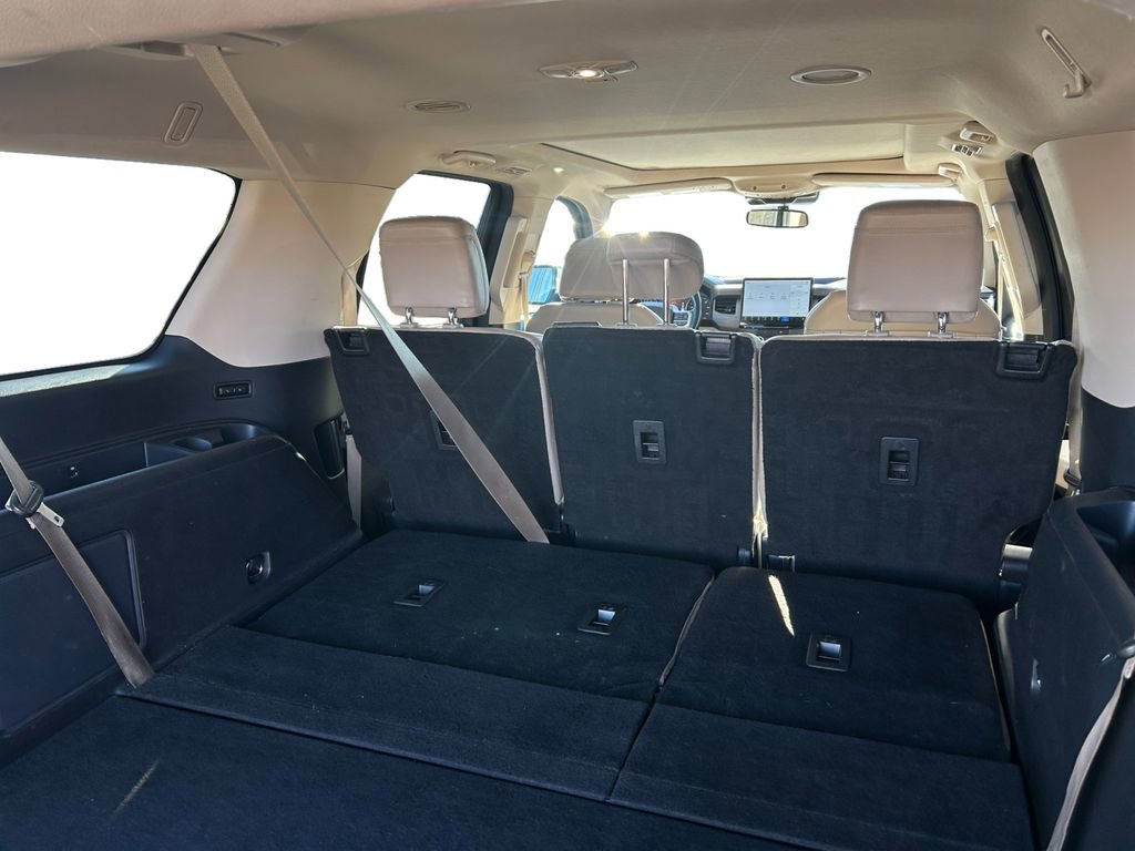 Used 2022 Ford Expedition Max Limited image 24