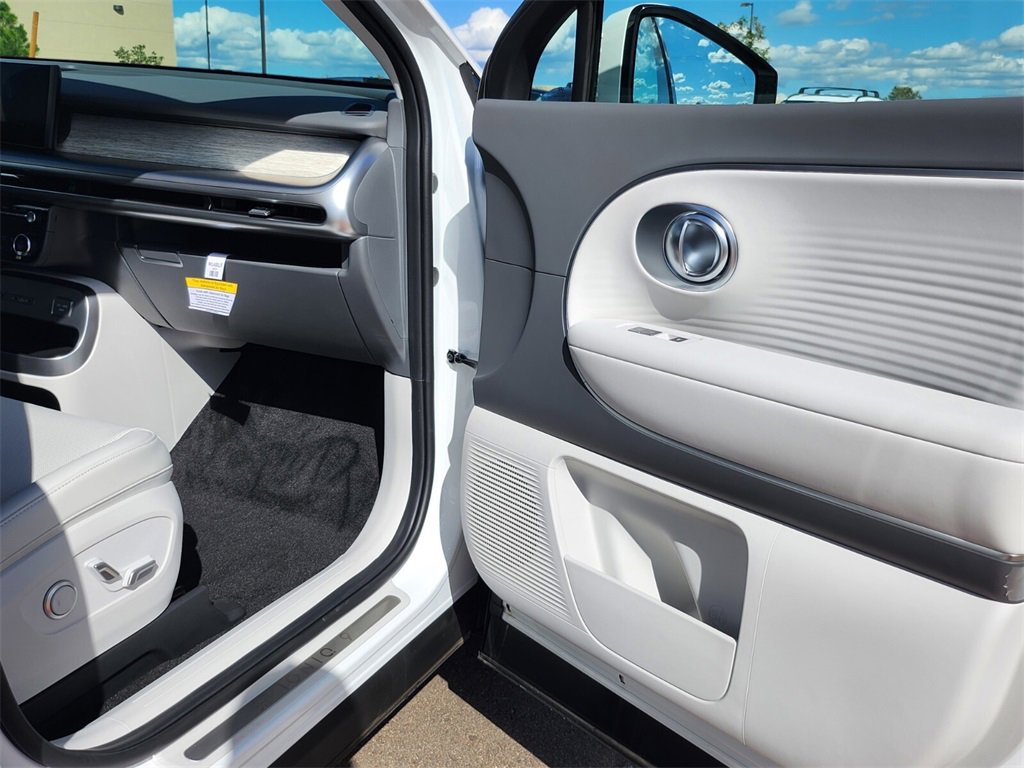 New 2026 Hyundai Ioniq 9 SEL image 26