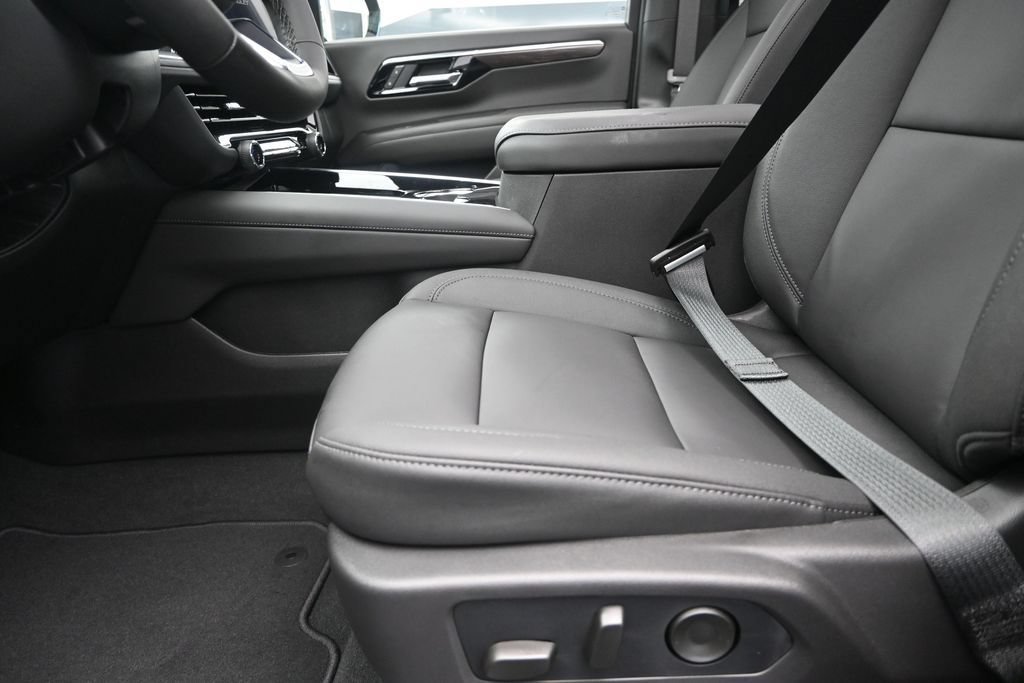 New 2026 Chevrolet Tahoe LT RWD image 13