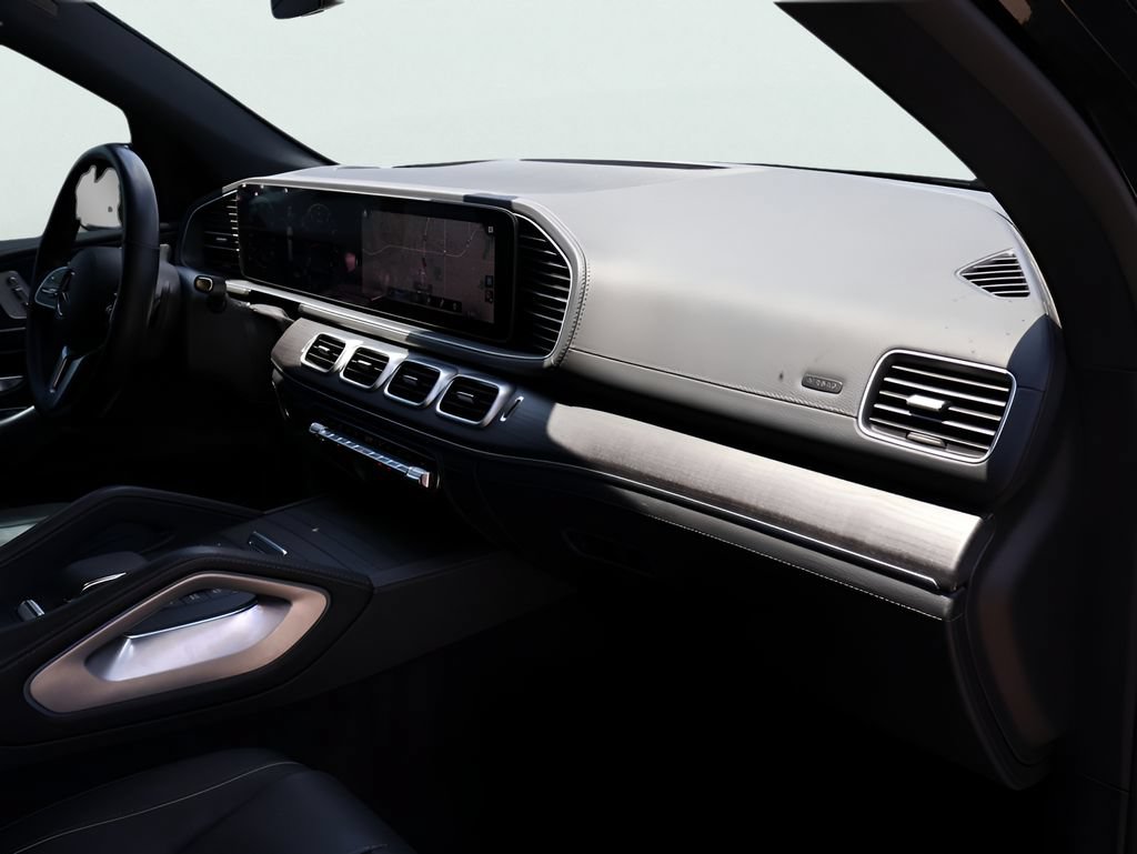 Certified 2022 Mercedes-Benz GLS 450 4MATIC image 9