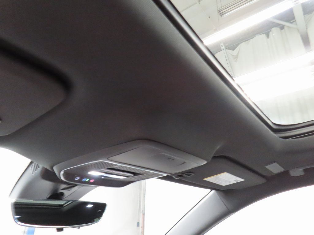 Used 2024 Chevrolet Traverse RS w/ LPO, Floor Liner Package image 28