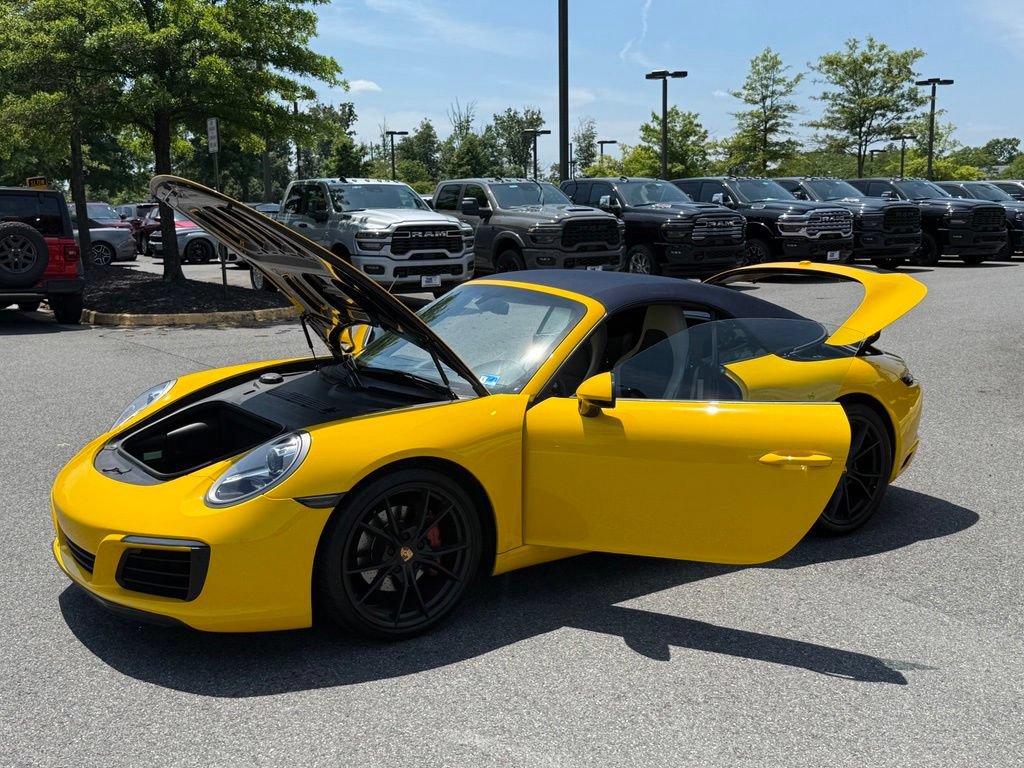 Used 2019 Porsche 911 Carrera RWD image 38