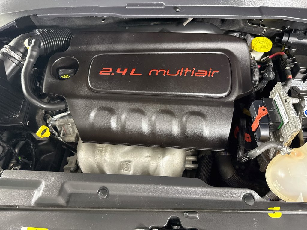 Used 2018 Jeep Compass Limited AWD/4WD image 33
