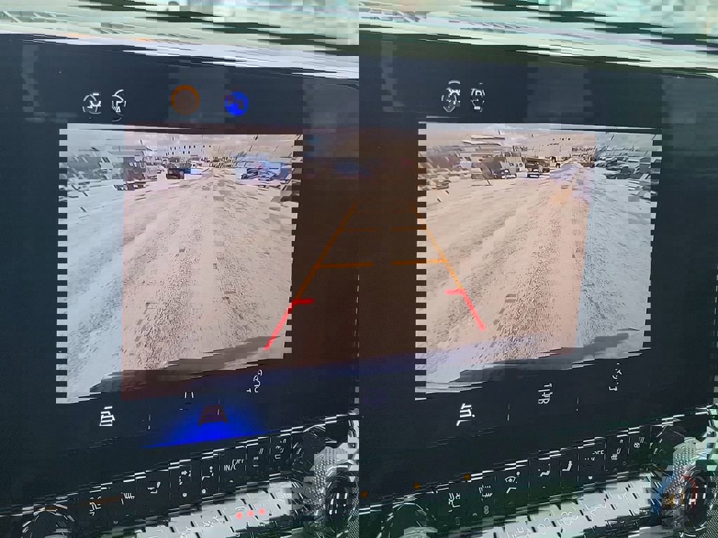 Used 2023 Chevrolet Colorado Z71 w/ Z71 Convenience Package 2 image 28