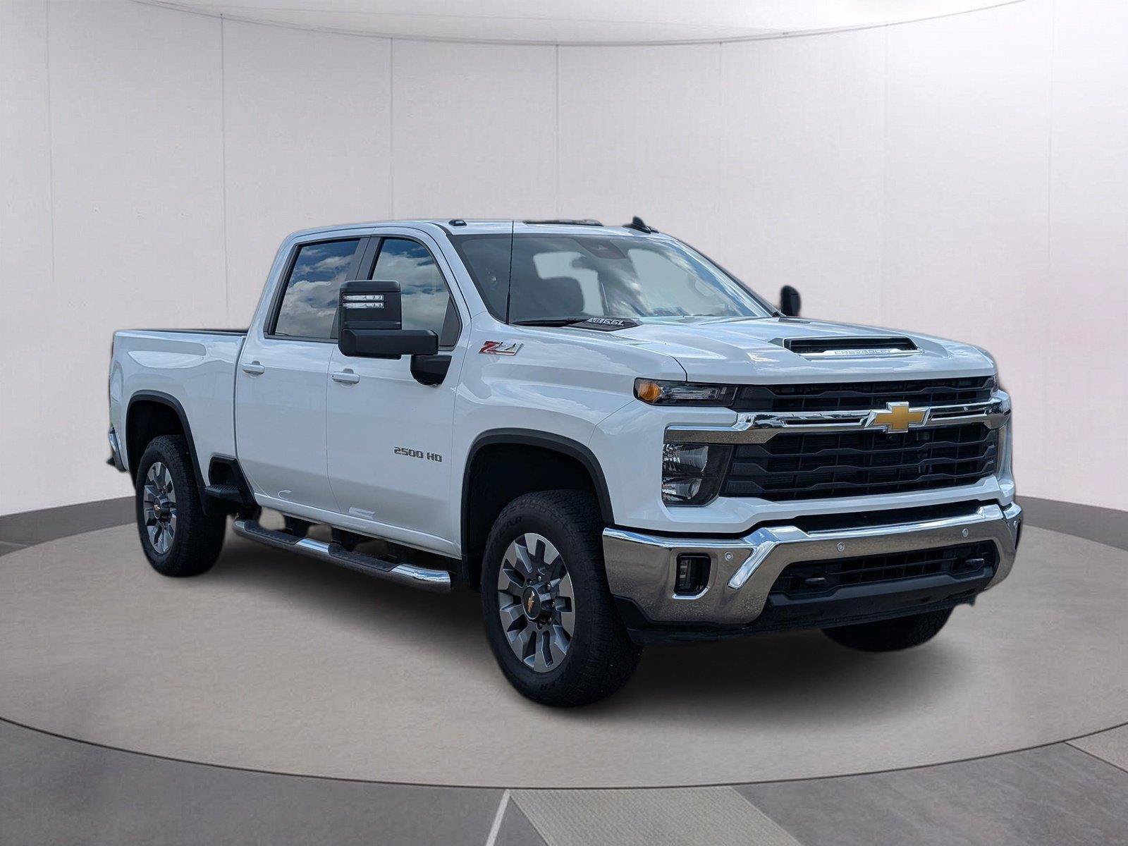 Used 2026 Chevrolet Silverado 2500 LT w/ All Star Edition AWD/4WD image 9