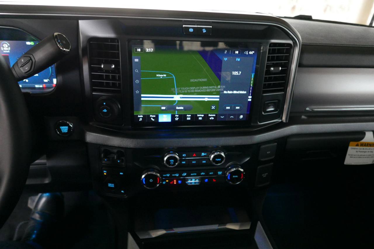 Used 2026 Ford F450 Platinum w/ FX4 Off-Road Package image 18