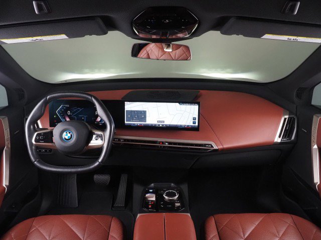 Used 2024 BMW iX xDrive50 w/ Sport Package image 3