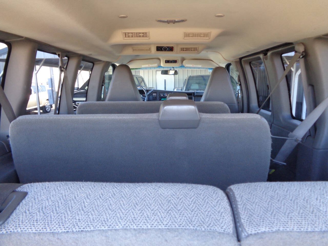 Used 2016 GMC Savana 3500 LT w/ LT Preferred Equipment Group RWD image 57