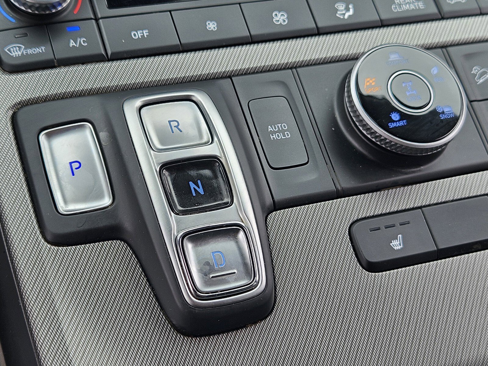 Used 2024 Hyundai Palisade SEL image 25