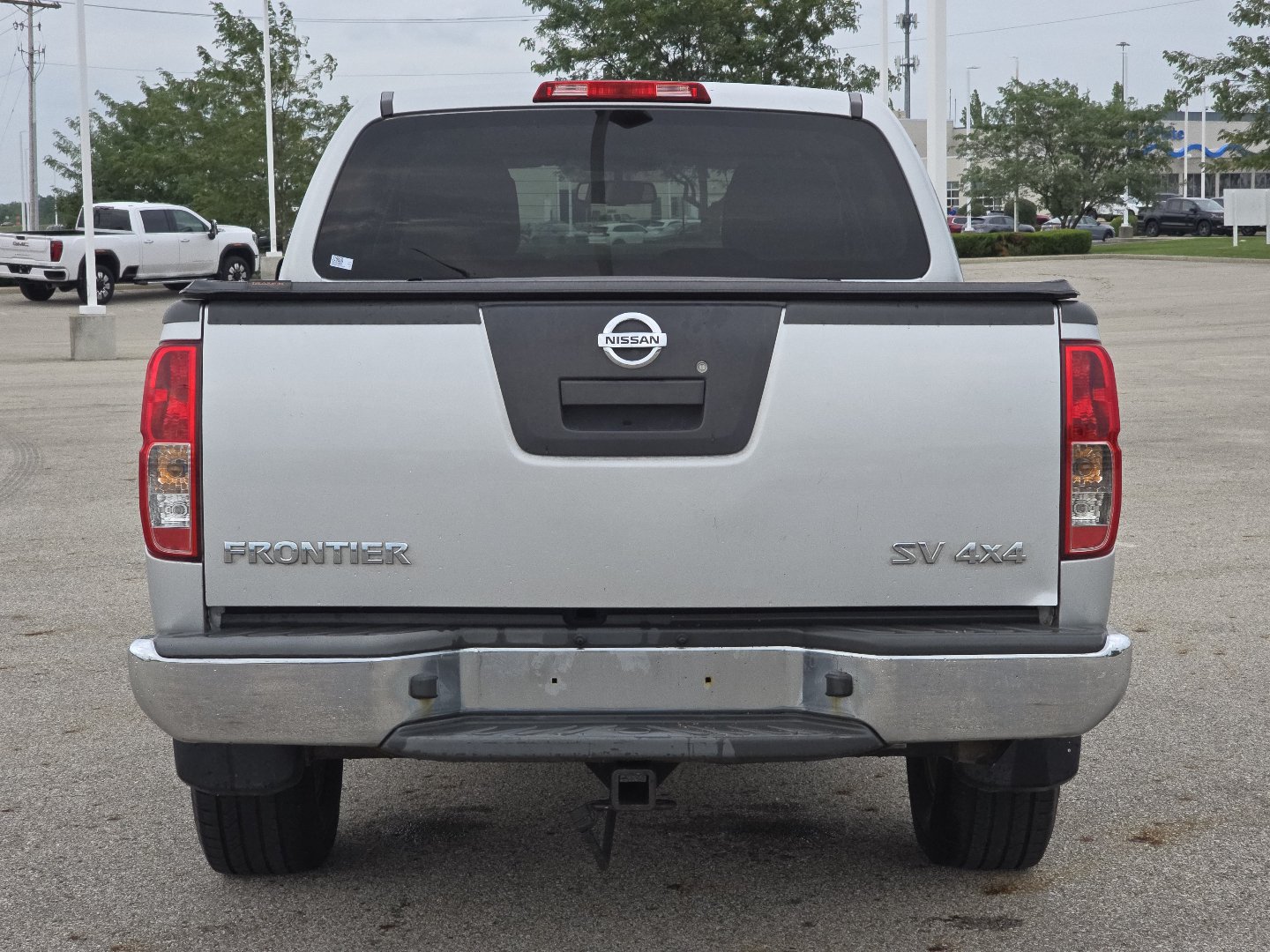 Used 2012 Nissan Frontier SV w/ SV Premium Utility Pkg AWD/4WD image 10
