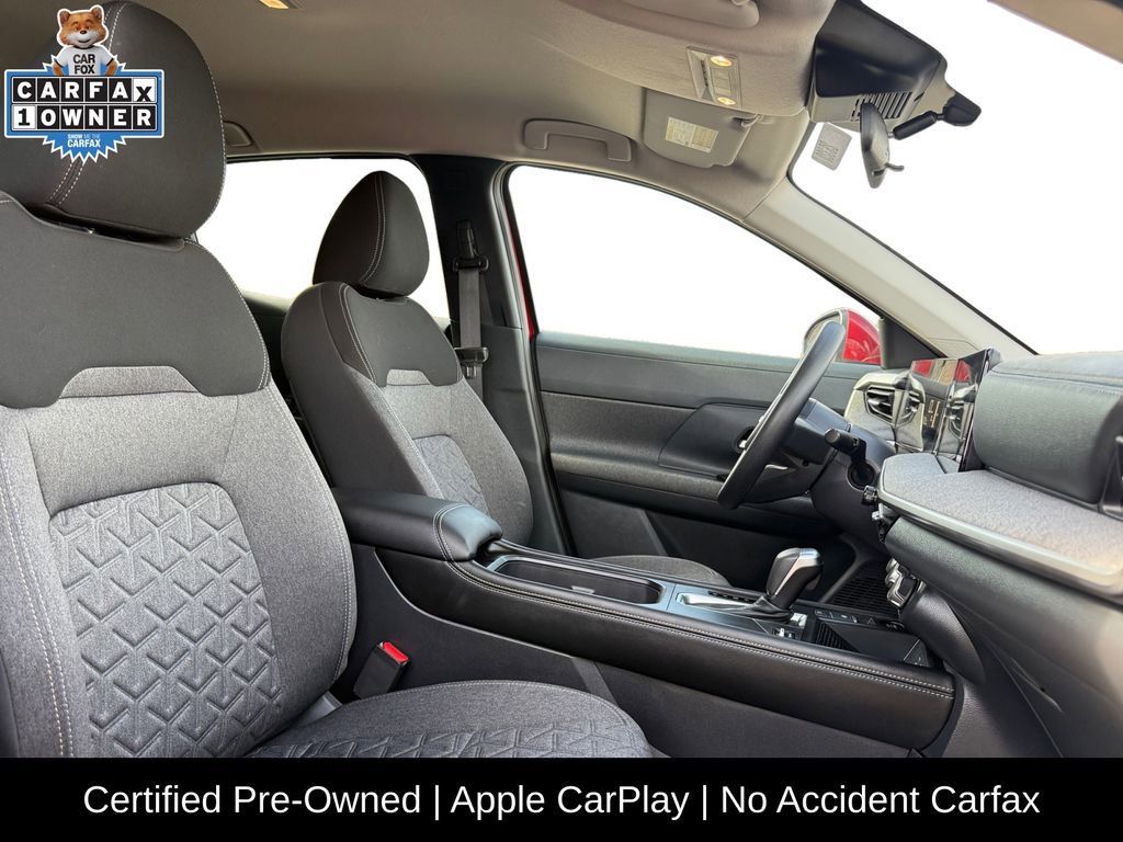 Certified 2025 Nissan Kicks SV image 15