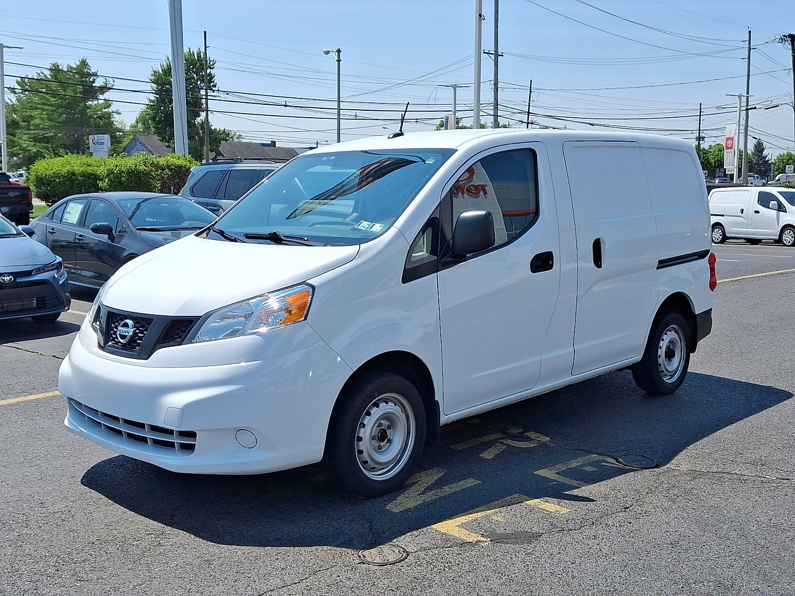 Used 2021 Nissan NV200 S FWD image 3