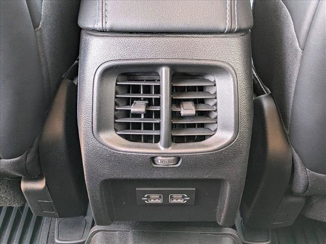 Used 2021 Jeep Cherokee Latitude Plus w/ Mopar Interior Package FWD image 17