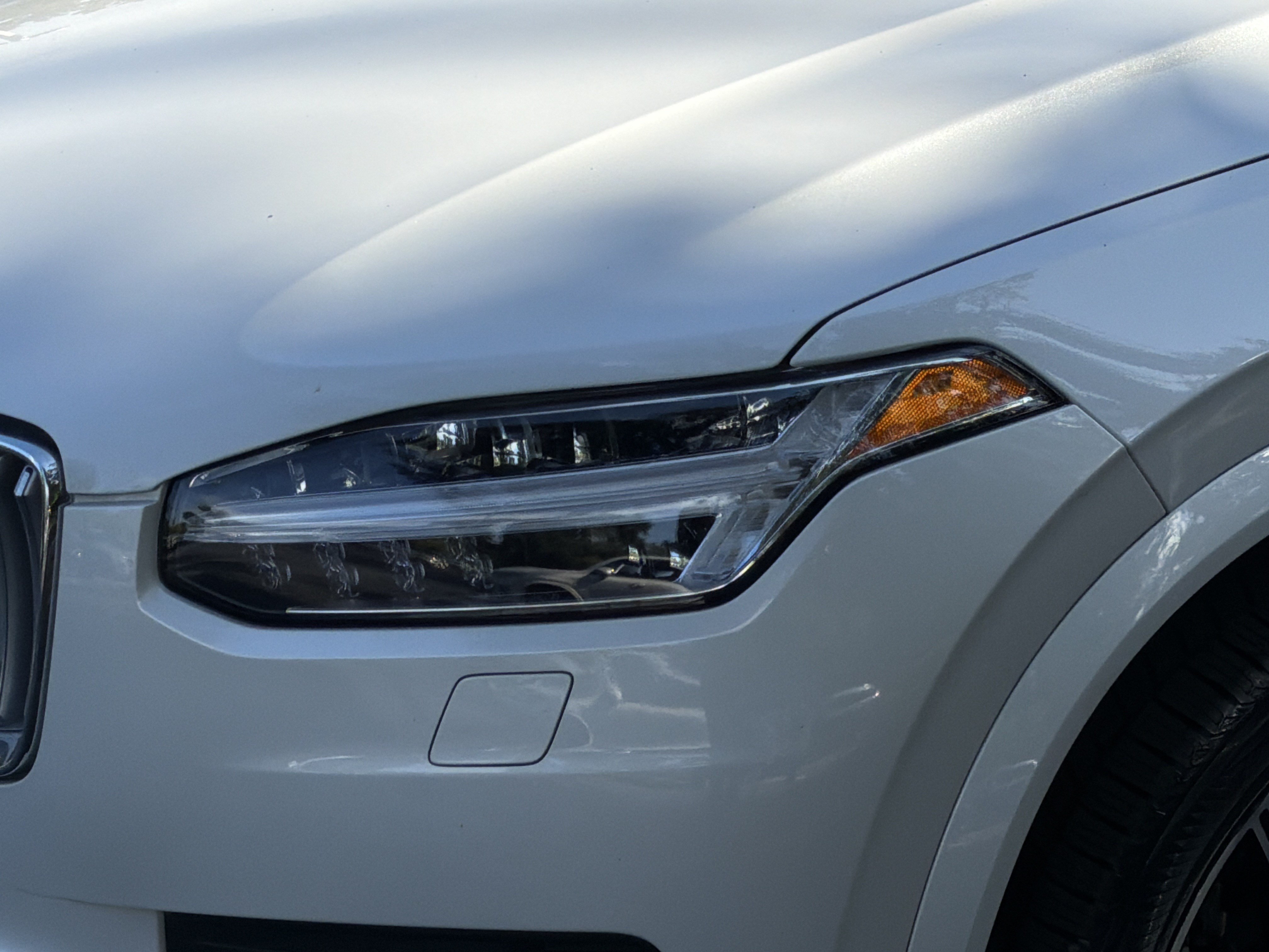 Certified 2024 Volvo XC90 T8 Plus w/ Protection Package AWD/4WD image 6