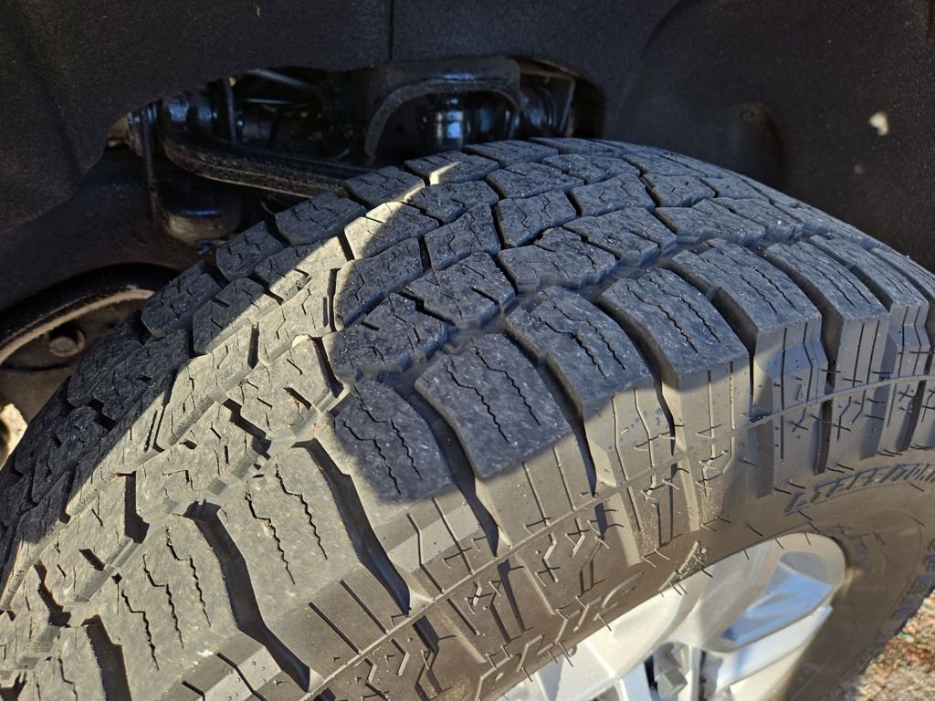 Used 2022 Chevrolet Silverado 2500 LT image 11