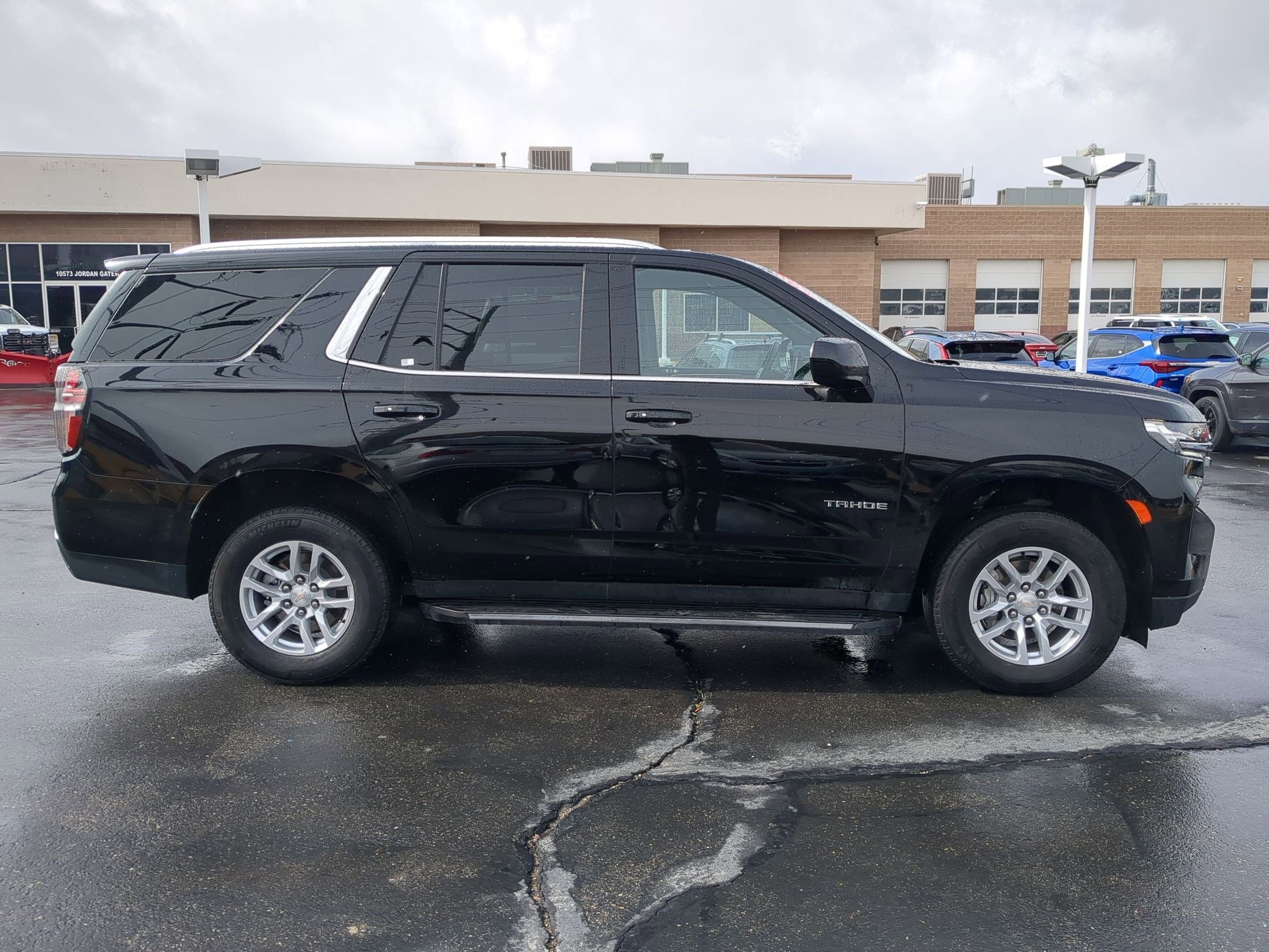 Used 2023 Chevrolet Tahoe LS w/ Driver Alert Package image 7