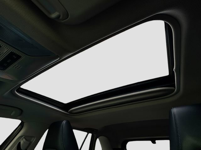 Used 2021 Toyota RAV4 Limited image 25