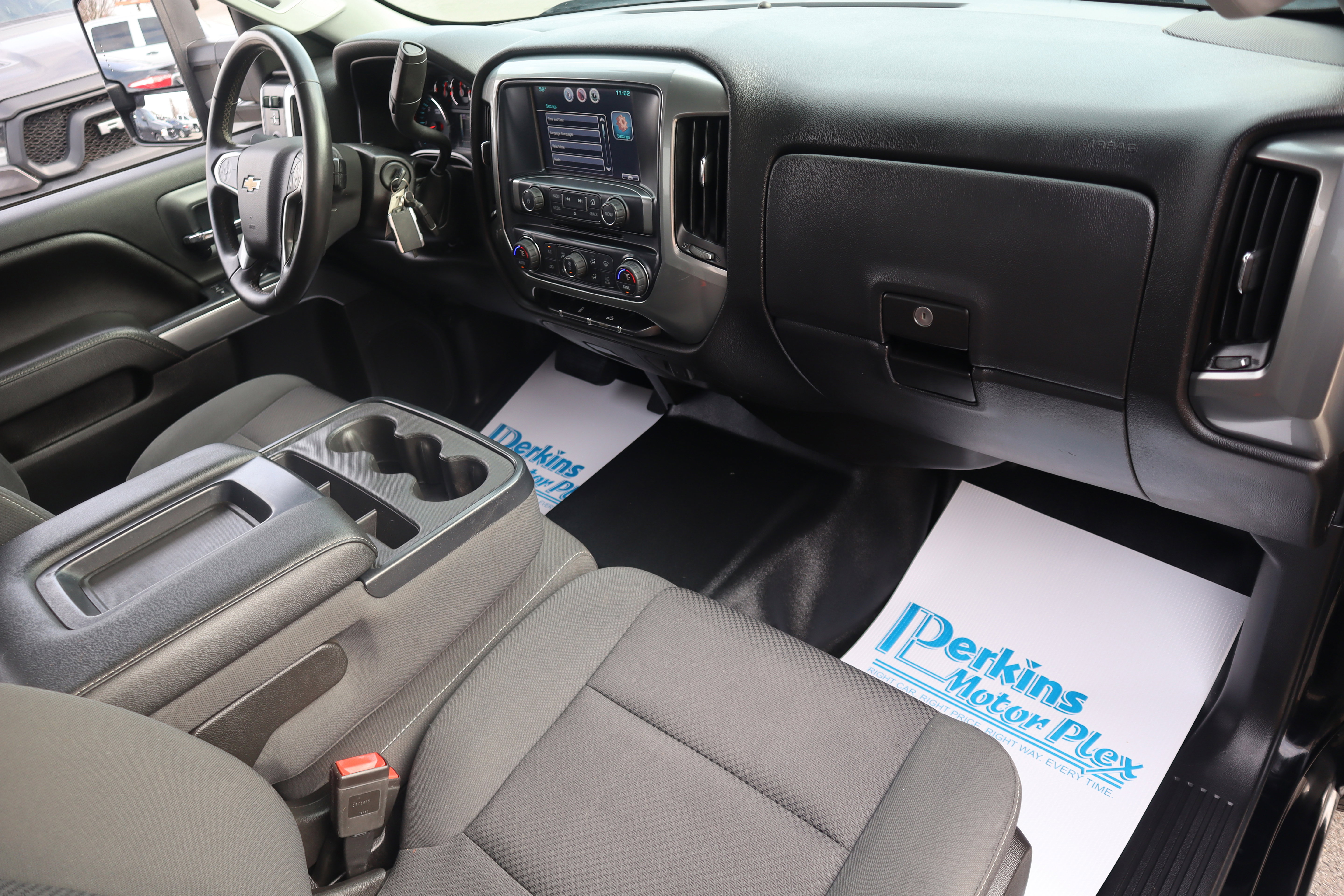 Used 2016 Chevrolet Silverado 2500 LT w/ LT Convenience Package image 27