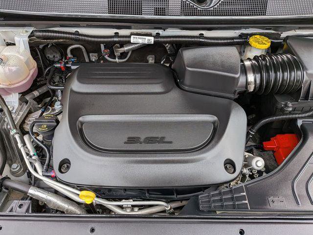 Certified 2024 Chrysler Pacifica Touring-L image 32