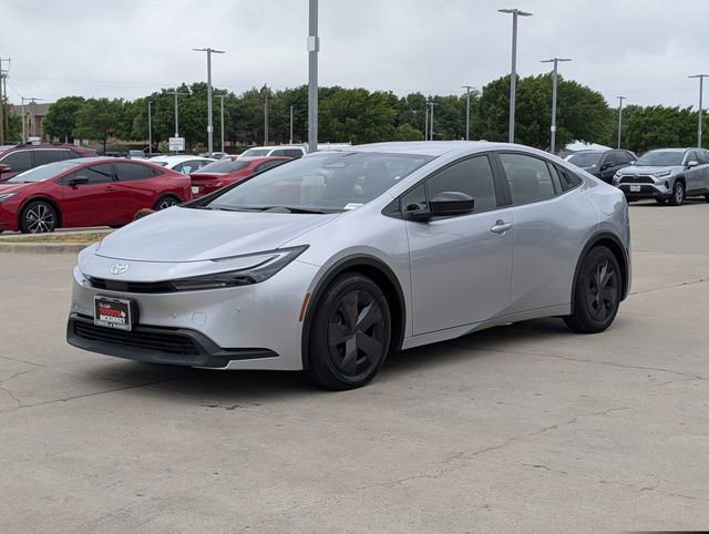 Used 2023 Toyota Prius LE image 9