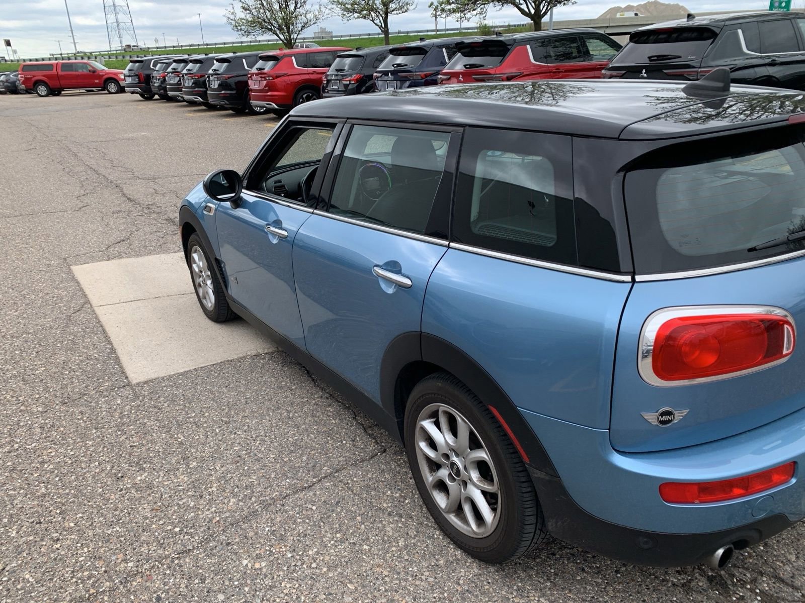 Used 2017 MINI Cooper Clubman ALL4 AWD/4WD image 6