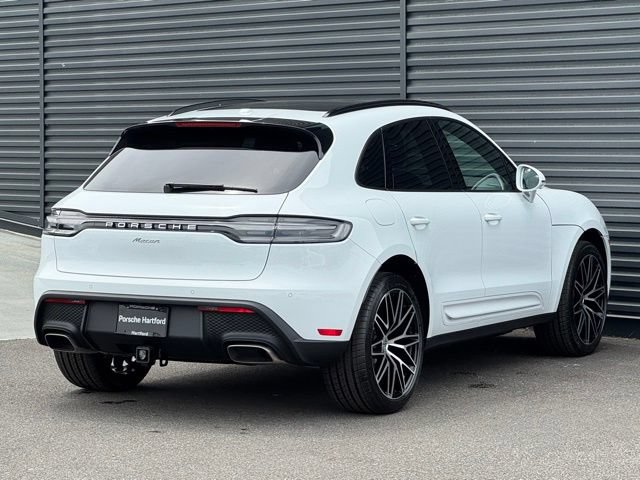 New 2026 Porsche Macan AWD/4WD image 7